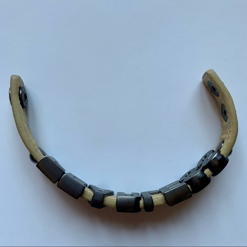 💸BCBGeneration Faux Leather Adjustable Snap Fearless Bracelet💸 - Picture 5 of 8